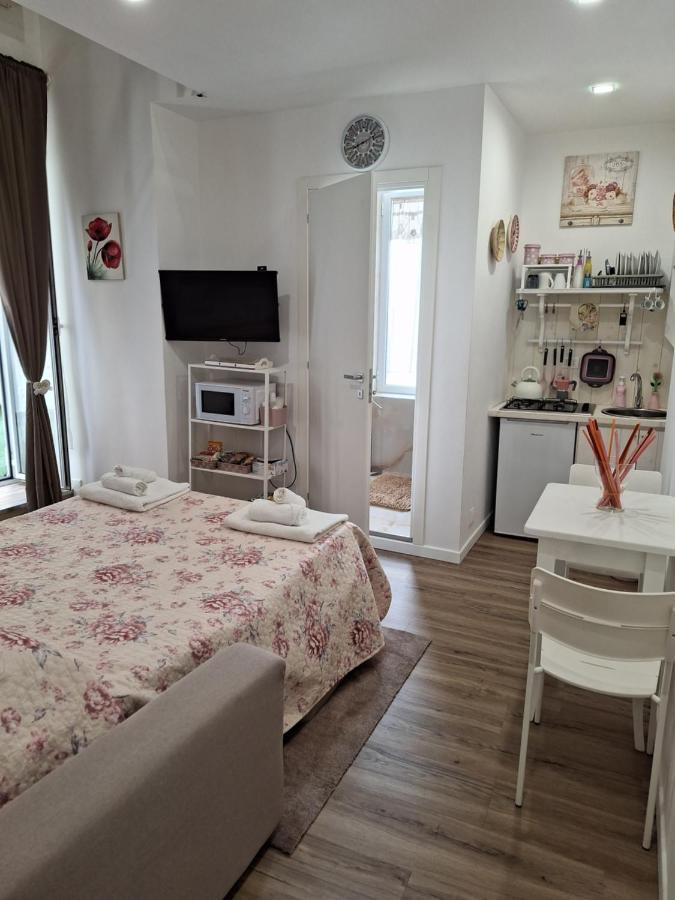 Il Centro Guest House เนเปิลส์ ภายนอก รูปภาพ